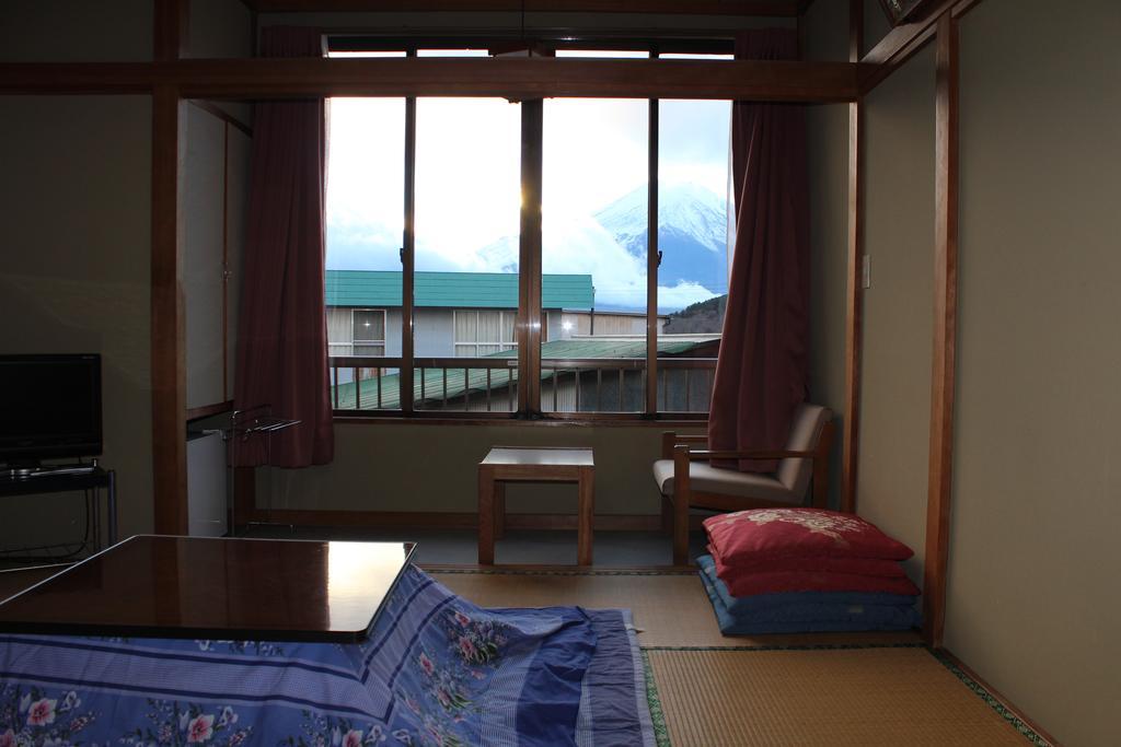 Hotel Sugakuso à Yamanakako Extérieur photo